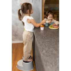 Rotho Babydesign Rotho TOP Kinderschemel, Stone Grey -Berühmter Spielzeug Geschäft 90181187 9 2 4250226043770